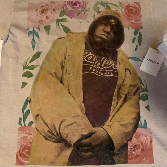 NWT Forever 21 Notorious BIG Taupe Shirt - Picture 3 of 6
